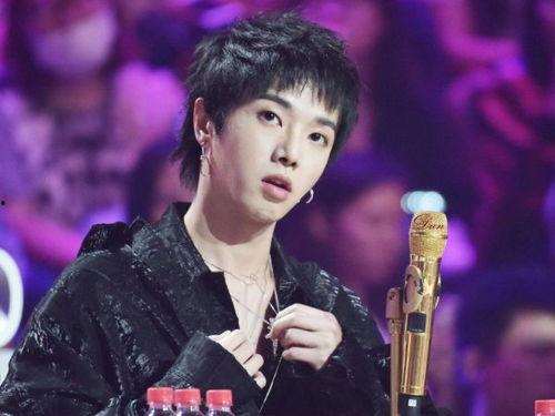 爆料男艺人塌方事件视频,爆料男艺人塌方事件视频曝光，真相令人震惊